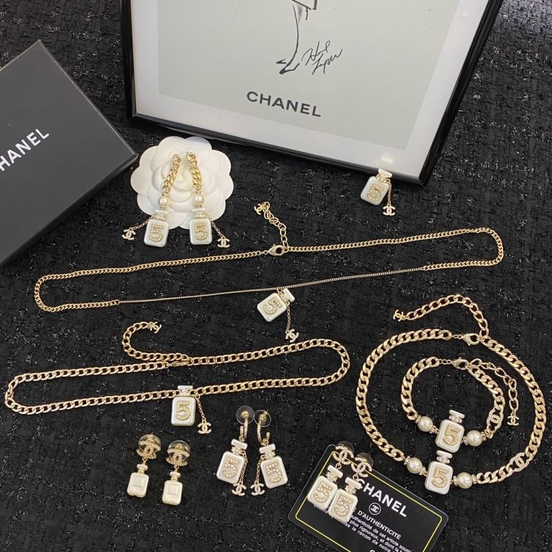 Chanel Necklaces